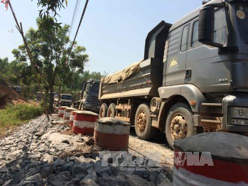 Bất cập trong khai thác đá: Bài 1 - Ô nhiễm môi trường, hiểm họa rình rập ảnh 1